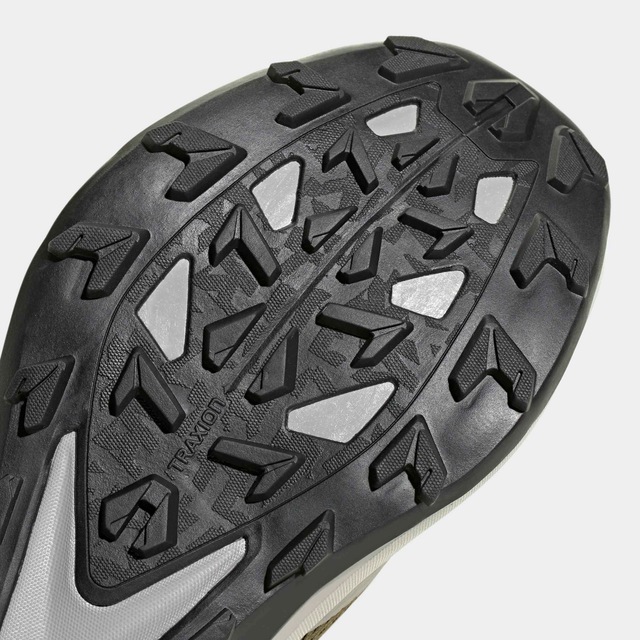 adidas TERREX Trailrunningschuh »TRACEFINDER PLUS« für mehr Grip