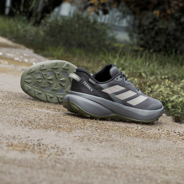 adidas TERREX Trailrunningschuh »TRACEFINDER PLUS GORE-TEX« wasserdicht