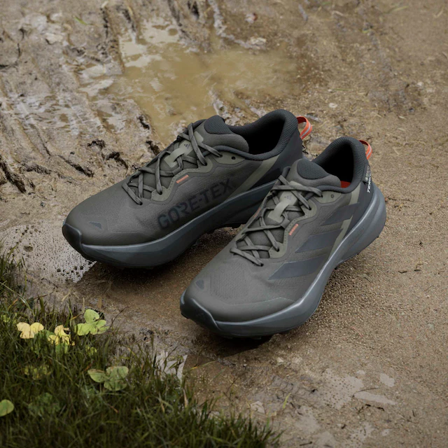 adidas TERREX Trailrunningschuh »TRACEFINDER PLUS GORE-TEX« wasserdicht