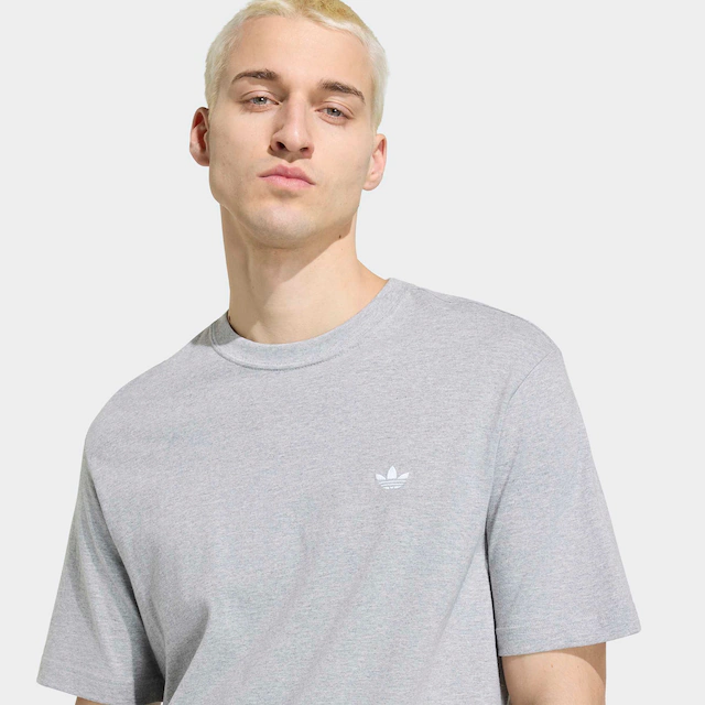 adidas Originals T-Shirt »TREFOIL ESSENTIALS« mit Rundhalsausschnitt, ohne Verschluss, aus Baumwolle