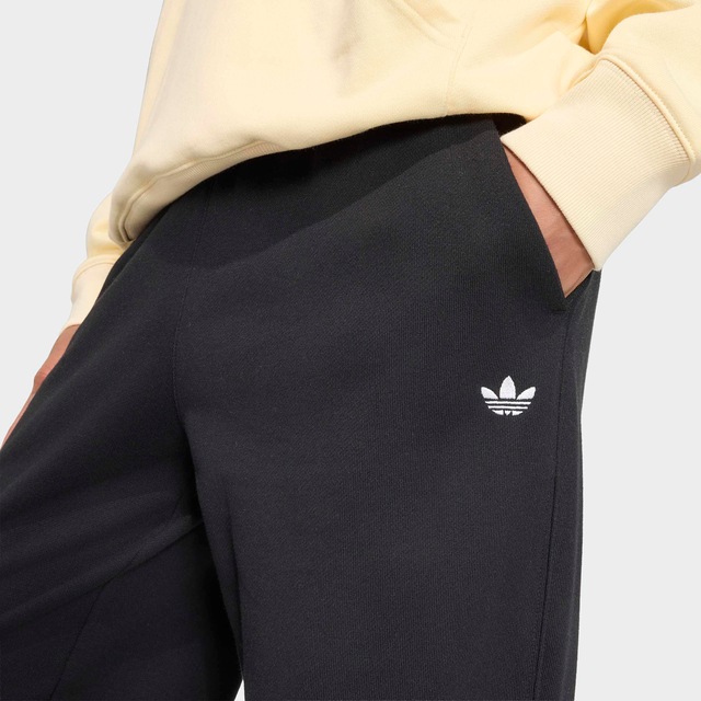 adidas Originals Sporthose »ESSENTIALS FRENCH TERRY« mit Baumwolle, normale Weite