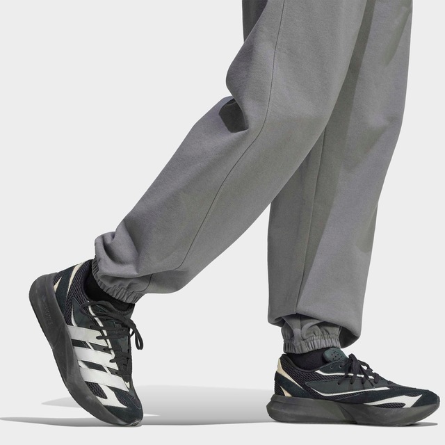 adidas Sportswear Sporthose »ADIDAS KIT, LOCKER GESCHNITTEN, BÜNDCHEN, KLEINES LOGO« KIT Sporthose, schwere Premium-Qualität, robuste Stoffstruktur