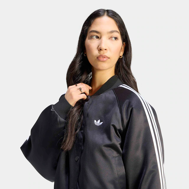 adidas Originals Outdoorjacke »SATIN SST« sportlicher Schnitt, mit Satin-Finish, aus Polyester