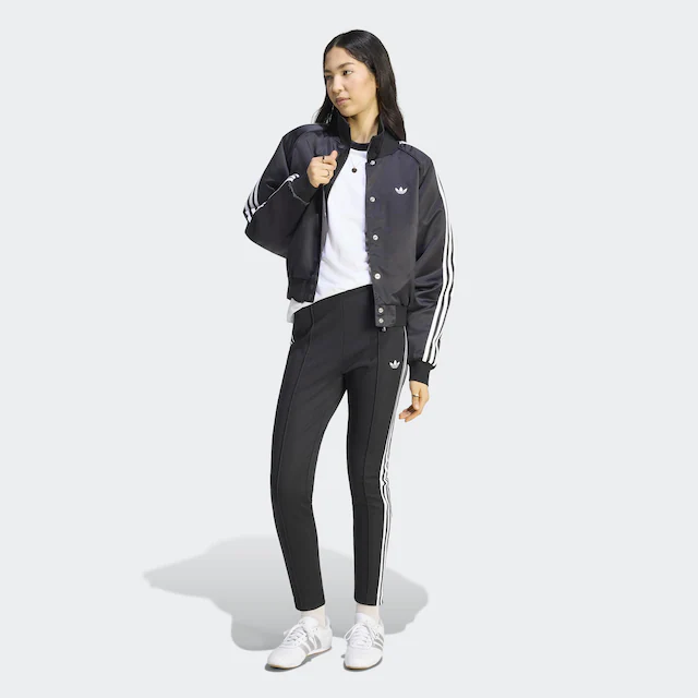 adidas Originals Outdoorjacke »SATIN SST« sportlicher Schnitt, mit Satin-Finish, aus Polyester