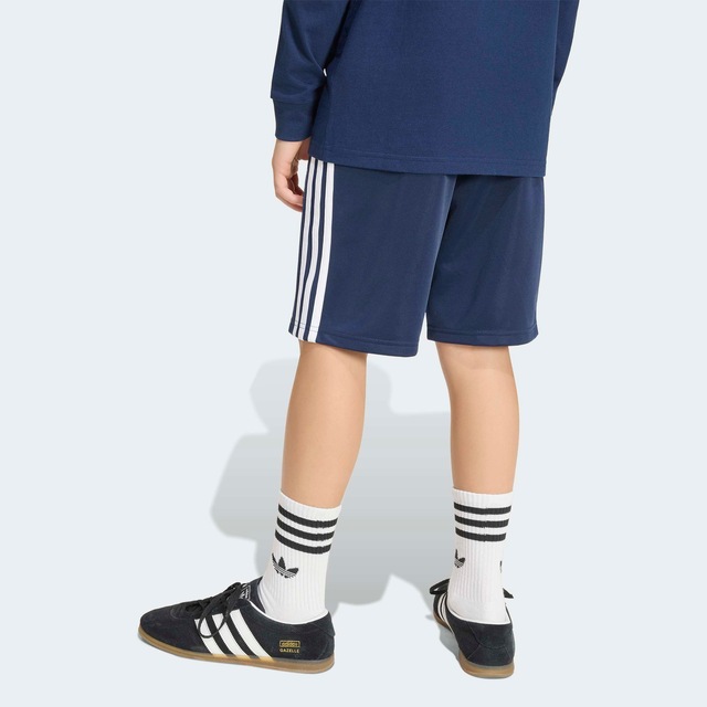 adidas Originals Shorts »FIREBIRD« für Kinder, normal-weit geschnitten, als Bermudas, aus Polyester