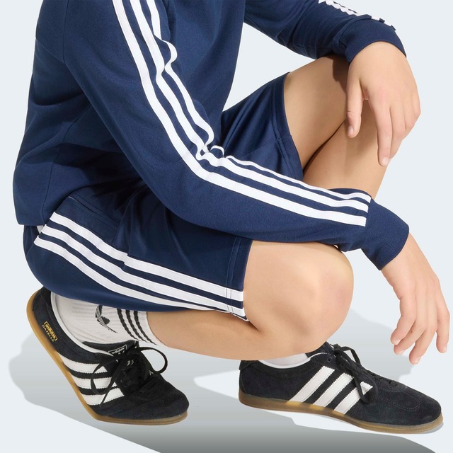adidas Originals Shorts »FIREBIRD« für Kinder, normal-weit geschnitten, als Bermudas, aus Polyester