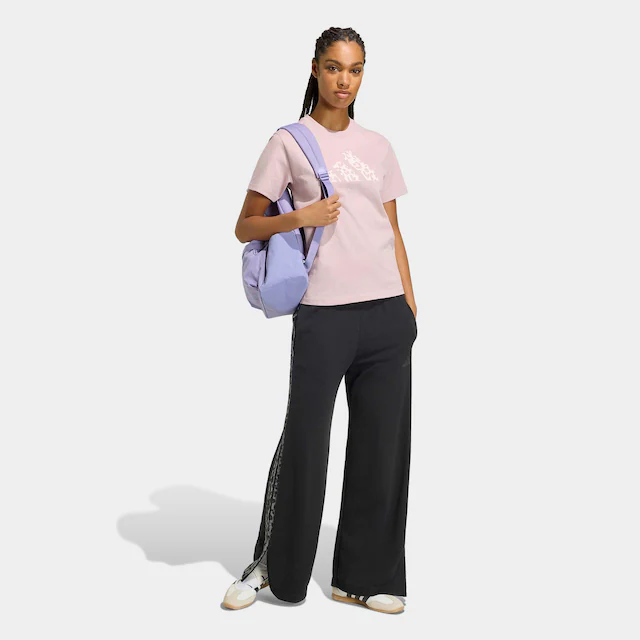 adidas Sportswear T-Shirt »GRAPHIC MIT ANIMALPRINT« mit Rundhalsausschnitt, ohne Verschluss, sportlicher Stil