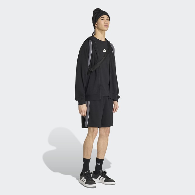 adidas Sportswear Shorts »SEASONAL ESSENTIALS FLEECE-, COLOURBLOCKING« ohne Verschluss, aus Baumwolle, Polyester und Viskose, normale Weite
