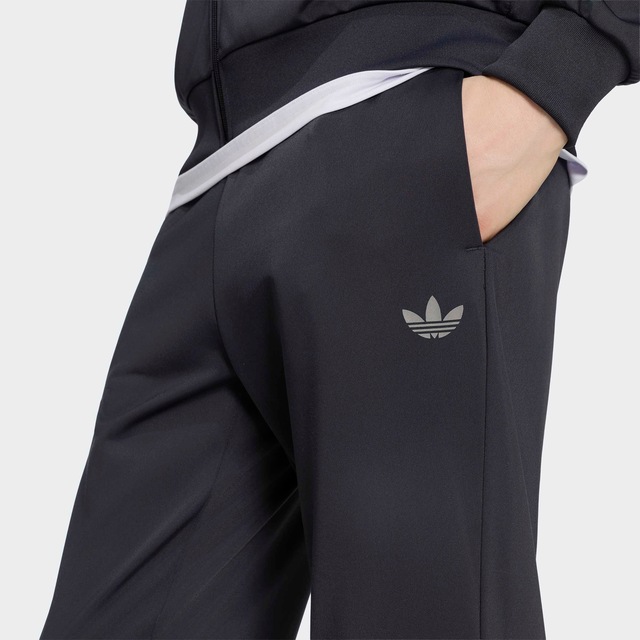 adidas Originals Trainingsanzug »TECH TREFOIL ESSENTIALS« 2 zweiteiliges Set, für Erwachsene, aus Polyester