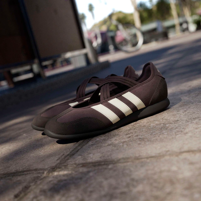 adidas Sportswear Sneaker Ballerinas »BARREDA MARY JANE« Design auf den Spuren des adidas Samba Mary Jane