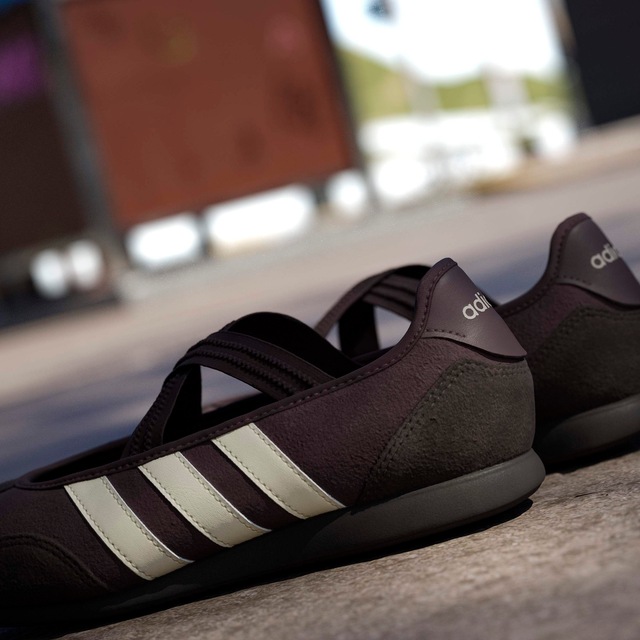 adidas Sportswear Sneaker Ballerinas »BARREDA MARY JANE« Design auf den Spuren des adidas Samba Mary Jane