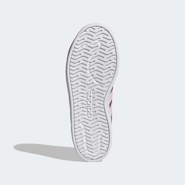 adidas Sportswear Plateausneaker »STREETTALK BOLD« inspiriert vom Design des adidas Superstar, mit Leo Print