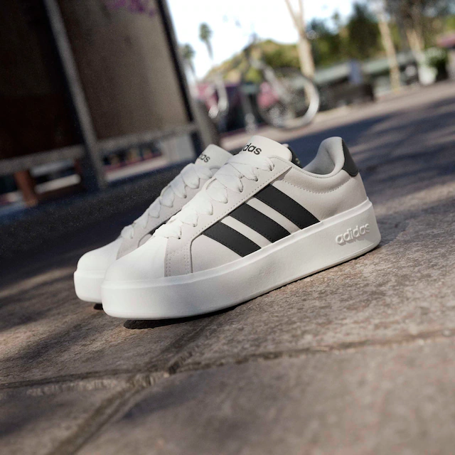 adidas Sportswear Plateausneaker »STREETTALK BOLD« inspiriert vom Design des adidas Superstar, mit Leo Print