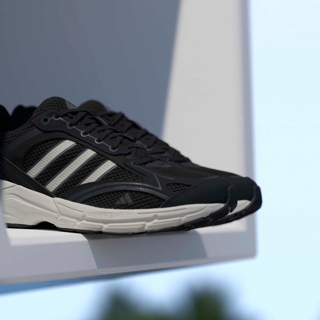 adidas Sportswear Sneaker »SPIRITAIN 2000« inspiriert vom Design des adistar control