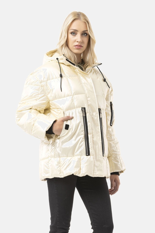 Cipo & Baxx Winterjacke »WM142« mit Kapuze Stilvoller Schutz für kalte Tage