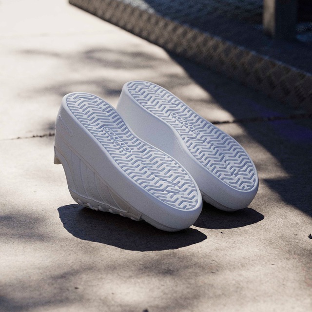 adidas Sportswear Plateausneaker »STREETTALK BOLD KIDS« inspiriert vom Design des adidas Superstar,für Kinder & Jugendliche