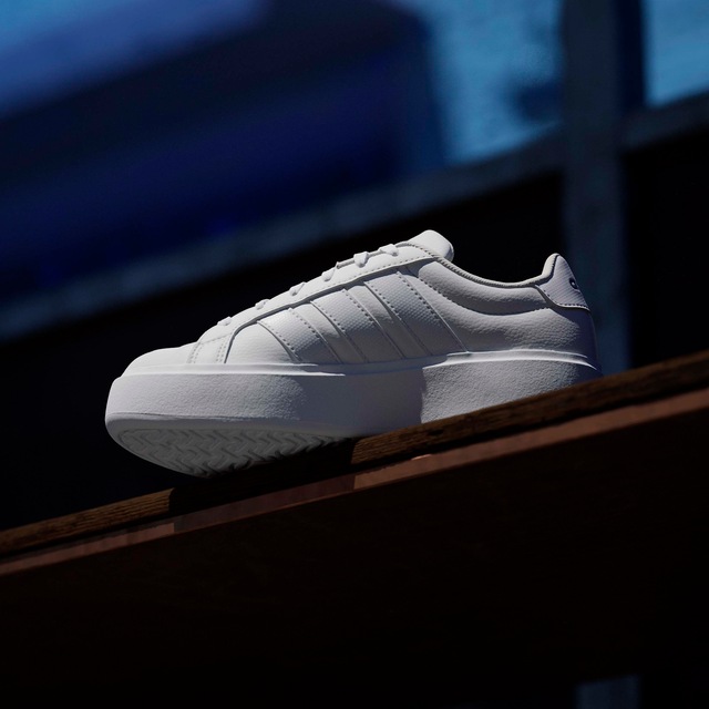 adidas Sportswear Plateausneaker »STREETTALK BOLD KIDS« inspiriert vom Design des adidas Superstar,für Kinder & Jugendliche