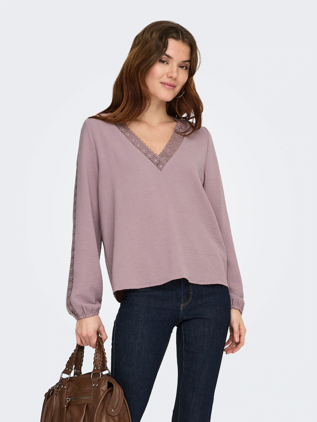 ONLY Langarmbluse »ONLGREGOR METTE LS LACE TOP WVN« Kunstfaser, regular fit, V-Ausschnitt, Regular Waist