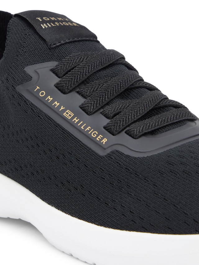 Tommy Hilfiger Slip-On Sneaker »TH KNIT EXTRALIGHT RUNNER« Freizeitschuh, Halbschuh, Slipper mit elastischen Schnürsenkeln