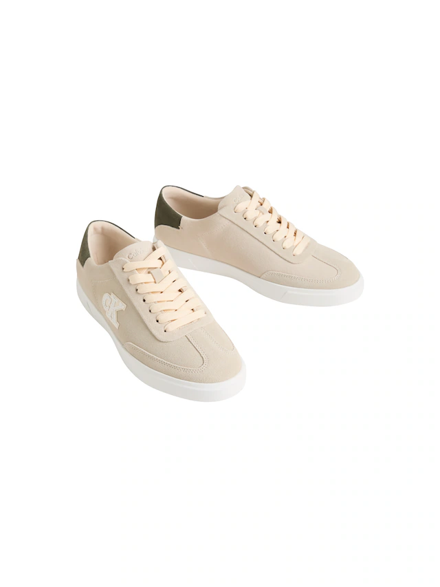 Calvin Klein Plateausneaker »LOW PRO CUPS WT SUEDE MG« Halbschuh, Schnürschuh, Freizeitsneaker mit seitlichem CK-Logo
