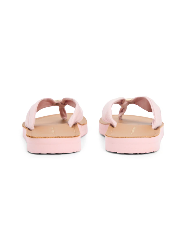 Tommy Hilfiger Zehentrenner »TH LTR FOOTBED SUMMER SANDAL« Sommerschuh, Strandschuh, Dianette, Flat mit Logoemblem