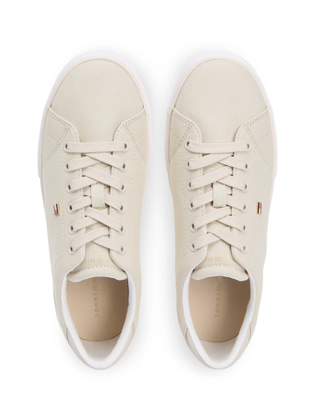 Tommy Hilfiger Plateausneaker »TH LOW PROFILE VULC CANVAS« Halbschuh, Schnürer, Freizeitschuh mit gepolstertem Schaftrand