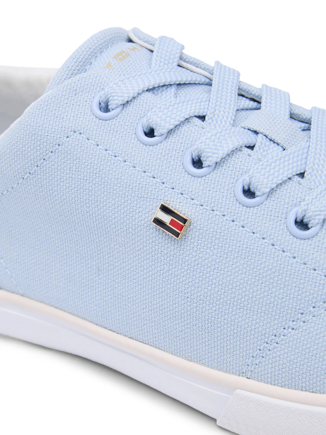 Tommy Hilfiger Plateausneaker »TH LOW PROFILE VULC CANVAS« Halbschuh, Schnürer, Freizeitschuh mit gepolstertem Schaftrand