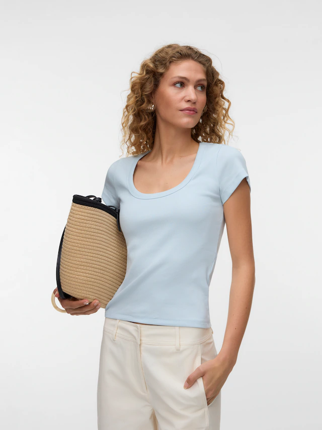 Vero Moda Kurzarmshirt »VMCHLOE CS SHORT U-NECK NOOS« Baumwollmischung