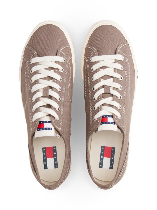 Tommy Jeans Sneaker »ARCHIVE VULC Y2K« Freizeitschuh, Halbschuh, Schnürschuh mit Logoflagge im Plateau