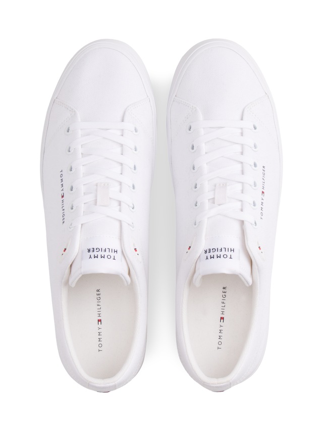 Tommy Hilfiger Sneaker »HARLEM CORE II CVS« Freizeitschuh, Halbschuh, Schnürer mit Logo-Aufnäher an der Schuhzunge