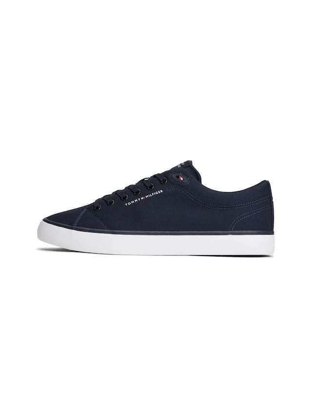Tommy Hilfiger Sneaker »HARLEM CORE II CVS« Freizeitschuh, Halbschuh, Schnürer mit Logo-Aufnäher an der Schuhzunge