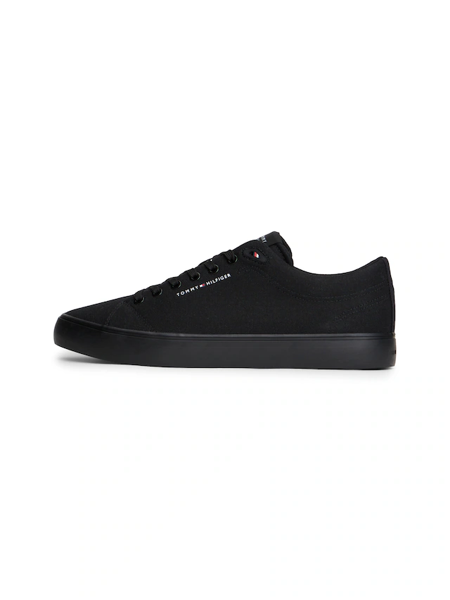 Tommy Hilfiger Sneaker »HARLEM CORE II CVS« Freizeitschuh, Halbschuh, Schnürer mit Logo-Aufnäher an der Schuhzunge