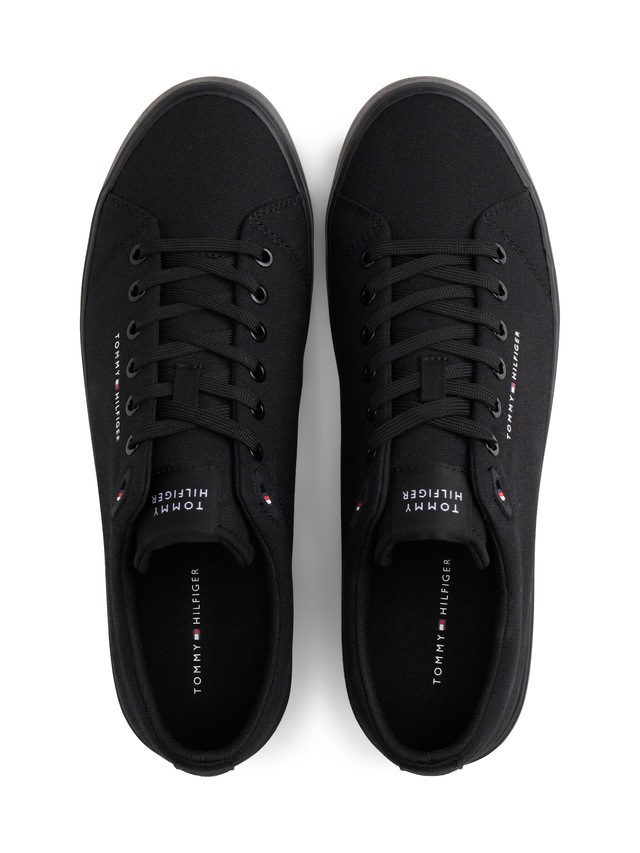Tommy Hilfiger Sneaker »HARLEM CORE II CVS« Freizeitschuh, Halbschuh, Schnürer mit Logo-Aufnäher an der Schuhzunge