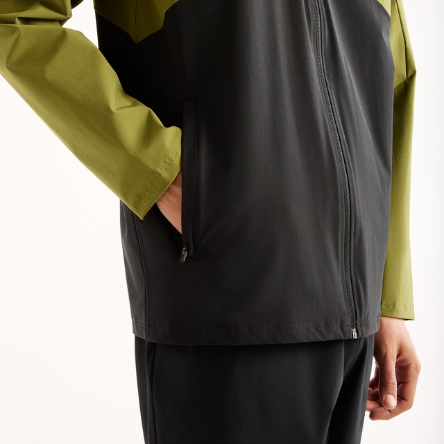 New Balance Trainingshose »UTILITY STRETCH WOVEN PANT« Trainingshose für Fitness und Sportmode, sportlicher Stil