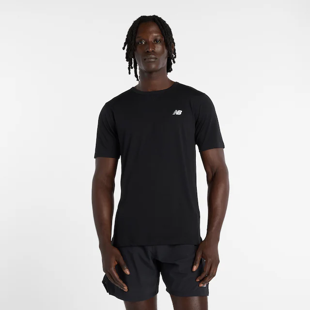 New Balance Trainingsshirt »SPORT ESSENTIALS UTILITY T-SHIRT« atmungsaktiv, schnell trocknend, aus Polyester