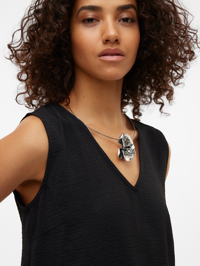 Vero Moda Shirttop »VMALVA S/L V-NECK TOP WVN NOOS« Kunstfaser, regular fit
