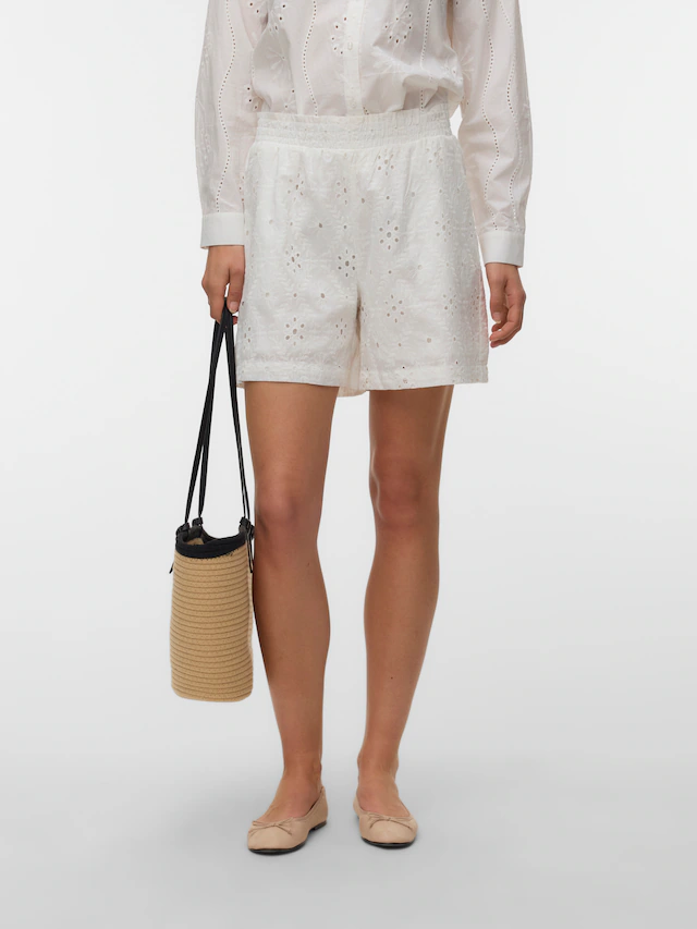 Vero Moda Shorts »VMELIZA HW SHORTS WVN NOOS« Baumwolle, high waist, Allover - Stickerei