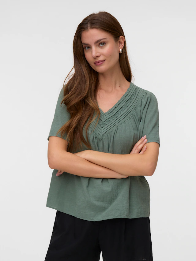 Vero Moda Kurzarmbluse »VMKARLA S/S V-NECK TOP WVN BTQ« Baumwolle