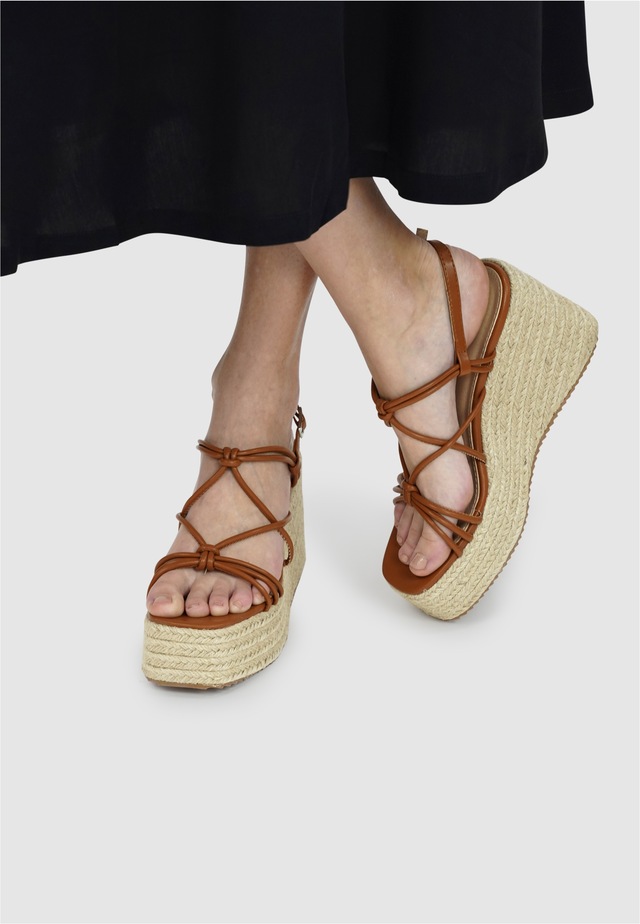 Findlay Sandale »AVEIRO« mit Riemchen