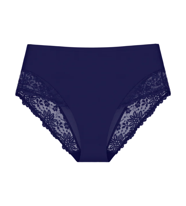 Triumph Slip »Ladyform Soft T Maxi« mit Spitzendetails