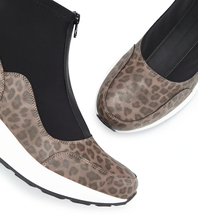 LASCANA Stiefelette »Sneaker, Keilstiefelette, Freizeitschuh« NEU mit innenliegendem Keilabsatz und Frontreißverschluss VEGAN