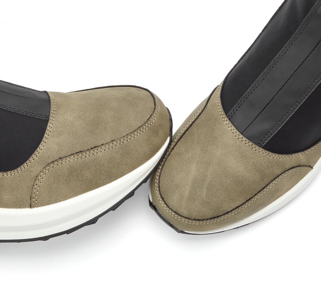 LASCANA Stiefelette »Sneaker, Keilstiefelette, Freizeitschuh« NEU mit innenliegendem Keilabsatz und Frontreißverschluss VEGAN