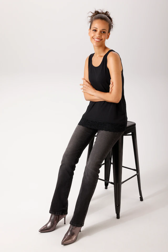 Aniston CASUAL Tanktop mit gewellter, elastischer Spitzenborte am Saum - NEUE KOLLEKTION