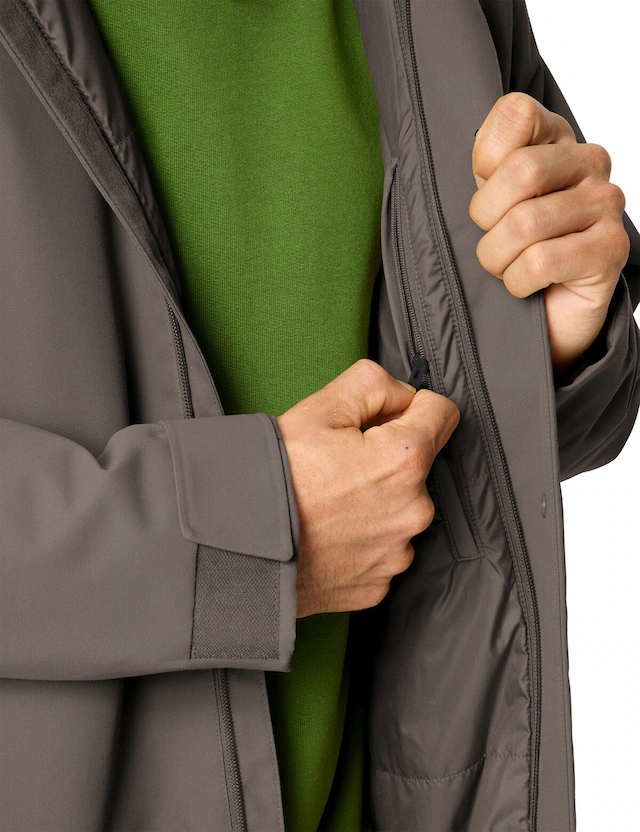 VAUDE Trenchcoat »MEN'S COREWAY PADDED TRENCHCOAT« mit leichter Wattierung, mit Zwei-Wege-Reißverschluss