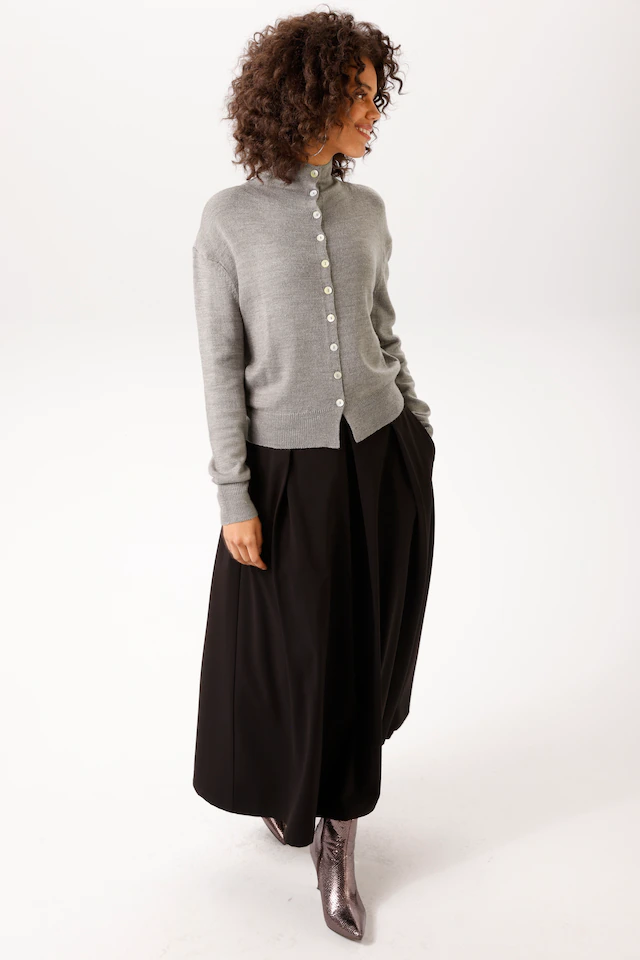 Aniston CASUAL Strickjacke mit Rollkante am Stehkragen - NEUE KOLLEKTION