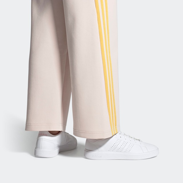 adidas Sportswear Sneaker »ADVANTAGE BASE 2.0« inspiriert vom Design des adidas stan smith