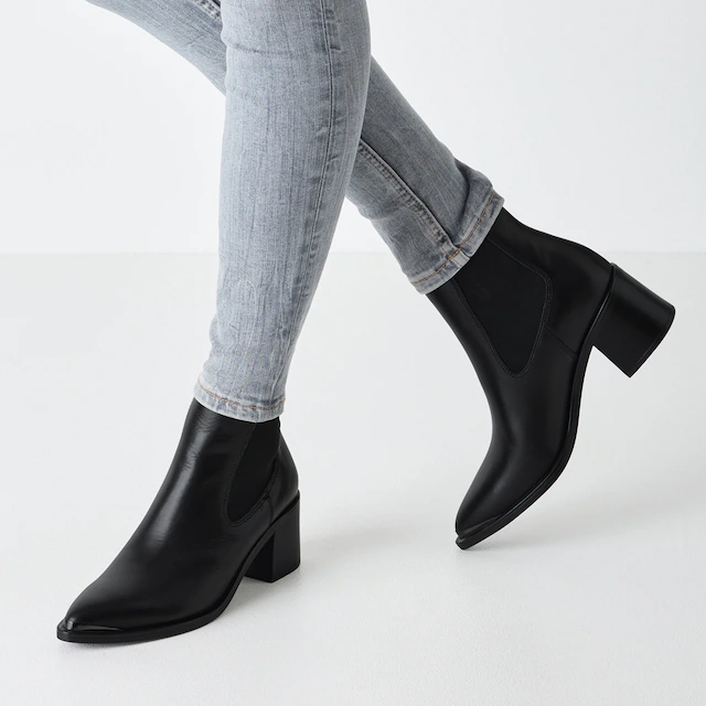 Tamaris Chelseaboots Businessschuh, Stiefelette mit elegantem Blockabsatz, schmale Form