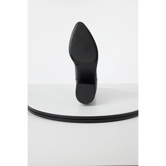 Tamaris Chelseaboots Businessschuh, Stiefelette mit elegantem Blockabsatz, schmale Form