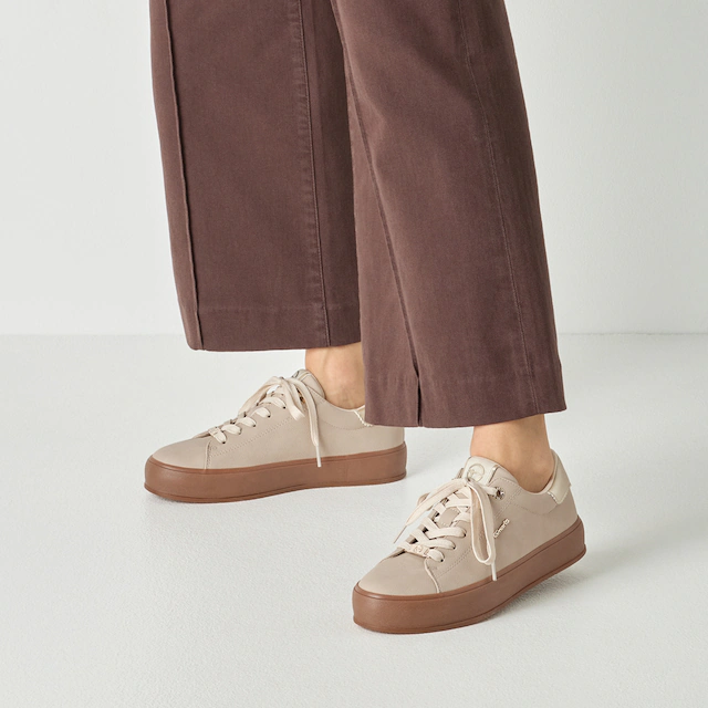 Tamaris Plateausneaker Freizeitschuh, Halbschuh, Schnürer mit Kontrastbesatz