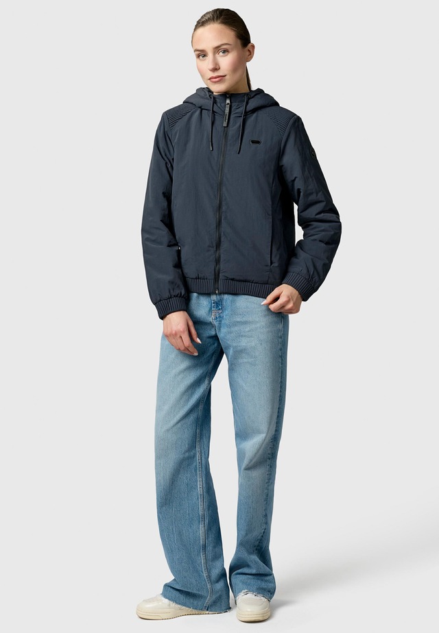Ragwear Bomberjacke »Chinta Warm YOUMODO« mit Kapuze Warme Übergangsjacke mit elastischen Bündchen